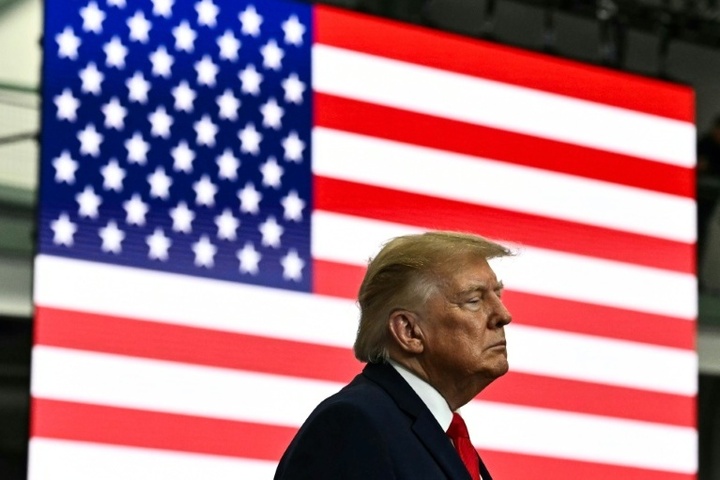 Zwölf US-Senatoren: Trumps Diesel-Deal mit Putin ist ''Verrat'' an den Ukrainern