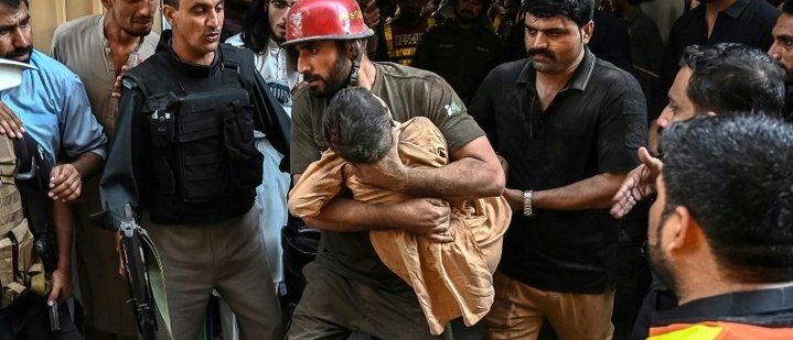 Mehr als 30 Kinder sterben bei Einsturz von Schuldach in Pakistan