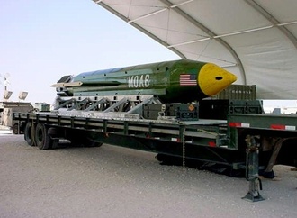 CNN: USA erwägen Einsatz von größter nicht-atomarer Bombe gegen den Iran