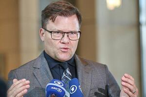 Verbrenner-Aus-Aus: Schneider fordert CO2-Ausgleich