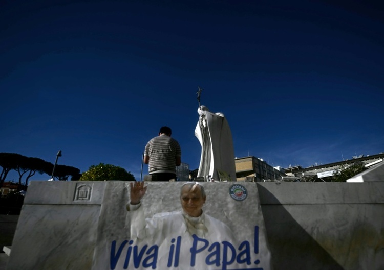 Papst telefoniert mit Putin und fordert Waffenruhe im ukrainischen Oleschky