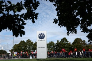Gekündigte Tarifverträge: Gewerkschaft droht Volkswagen mit ''Eskalation''