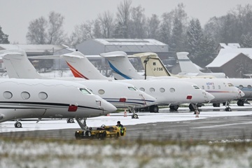 Oxfam: Superreiche verursachen mit Privatjets und Investitionen enorme Klimaschäden