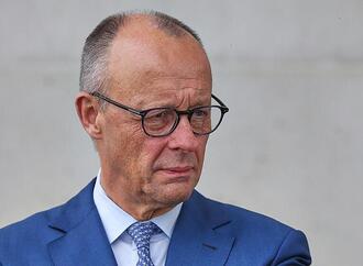 Forsa: Union legt zu - Merz bleibt unpopulär