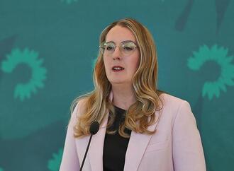 Dröge verlangt Extra-Abgabe auf Privatjets