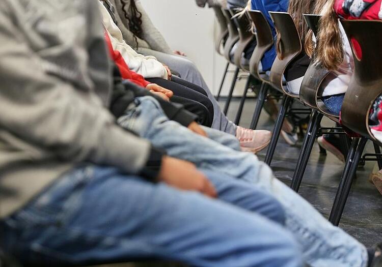 Arbeitgeber fordern Umsetzung der Schüler-ID
