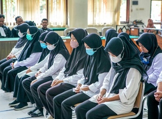 Elf Erzieherinnen in Indonesien wegen Misshandlung von Kita-Kindern verurteilt