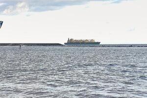 Deutsche ReGas nimmt zweites LNG-Schiff in Mukran in Betrieb