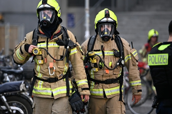 Nach Hausexplosion in Regensburg Leiche in Trümmern gefunden