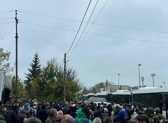 Evakuierung von Einwohnern aus russisch besetzter ukrainischer Stadt Oleschky begonnen